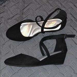 Black low wedges